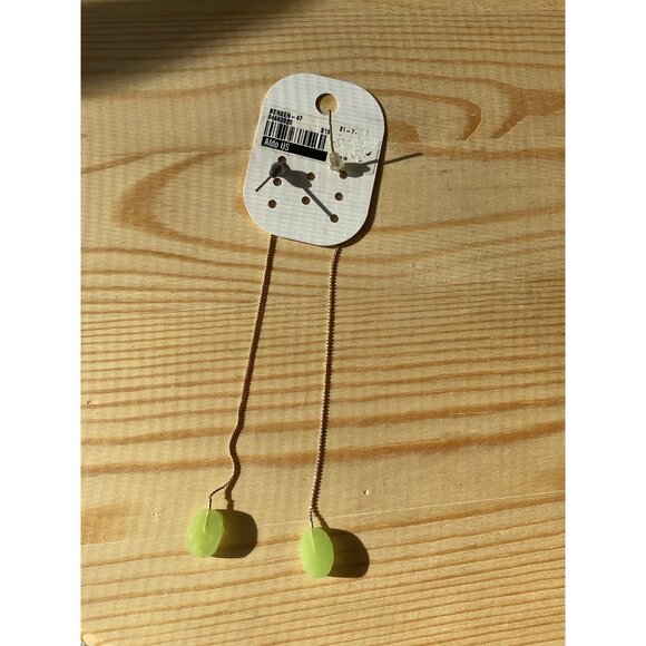 Aldo Long Green Stone Dangle Earrings - Picture 3 of 3